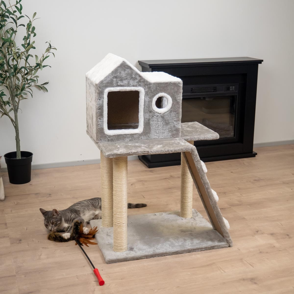 Trekker Kissan kiipeilypuu Cabin 90cm