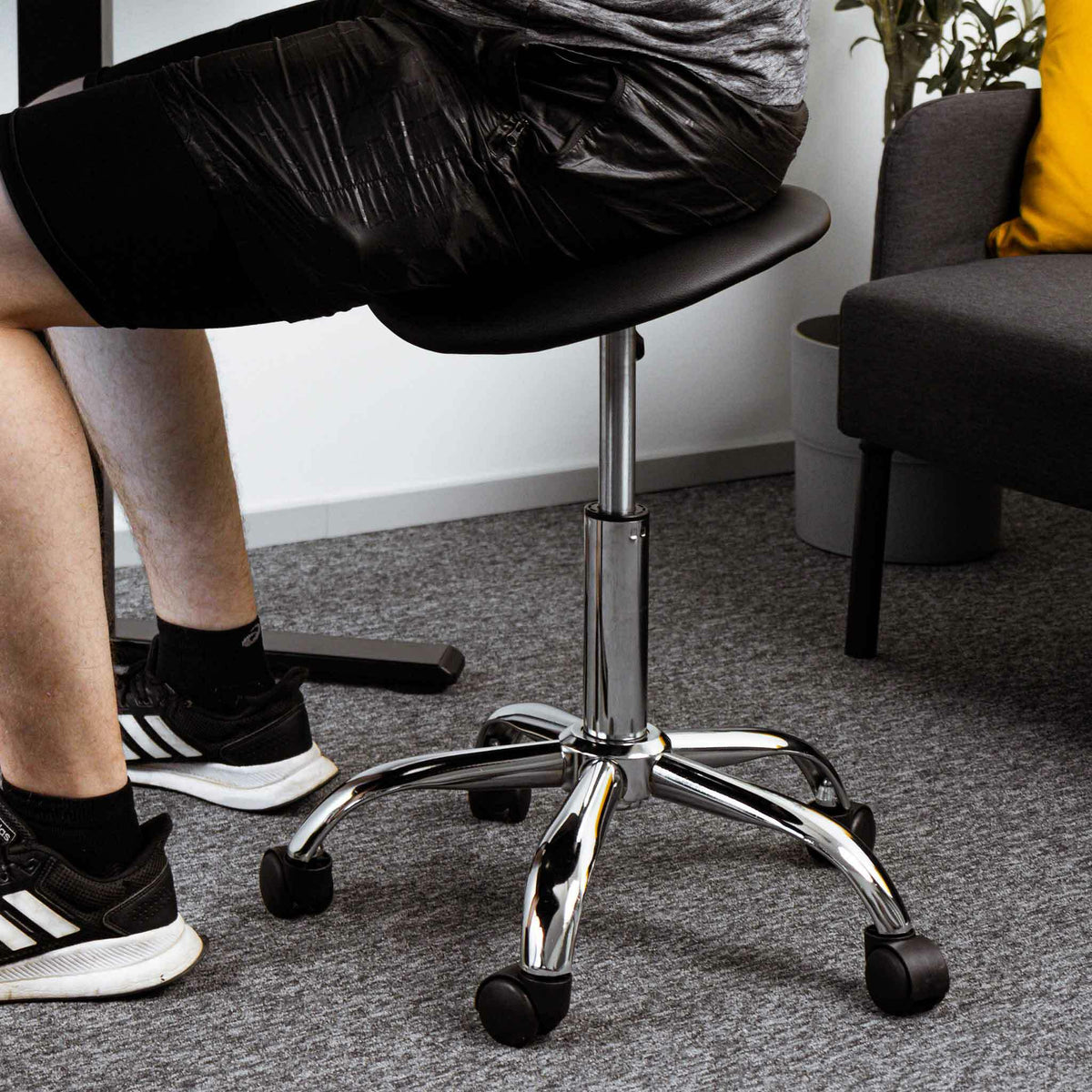 Lykke Sadelstol Comfort, sort