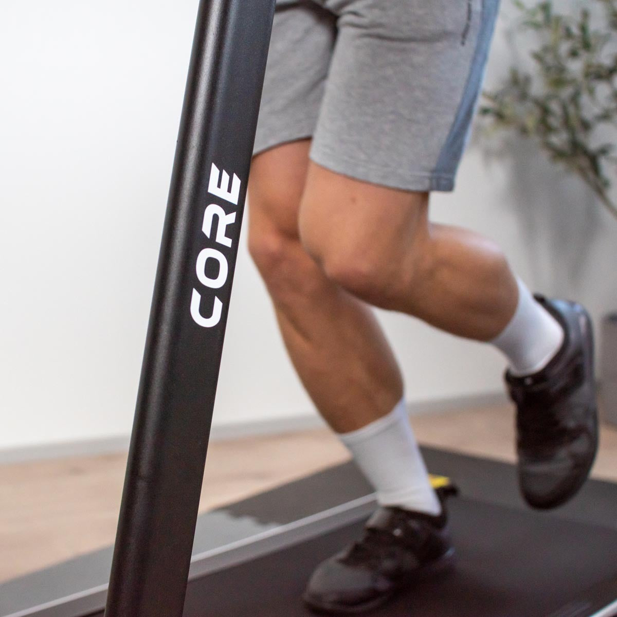 
              Core Juoksumatto 2500