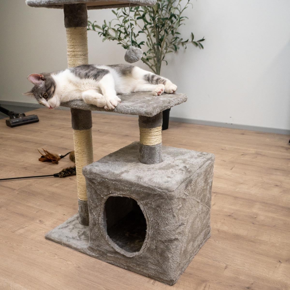 
              Trekker Rascador para gatos Basic 80cm