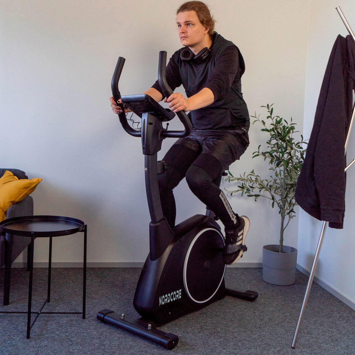 VirtuFit Low Entry Bike 1.0 Vélo d'appartement VirtuFit Low Entry Bike 1.0 Vélo d'appartement