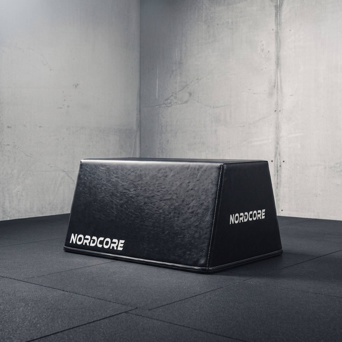 
              Nordcore Hip Thrust Bænk 60X30X45CM