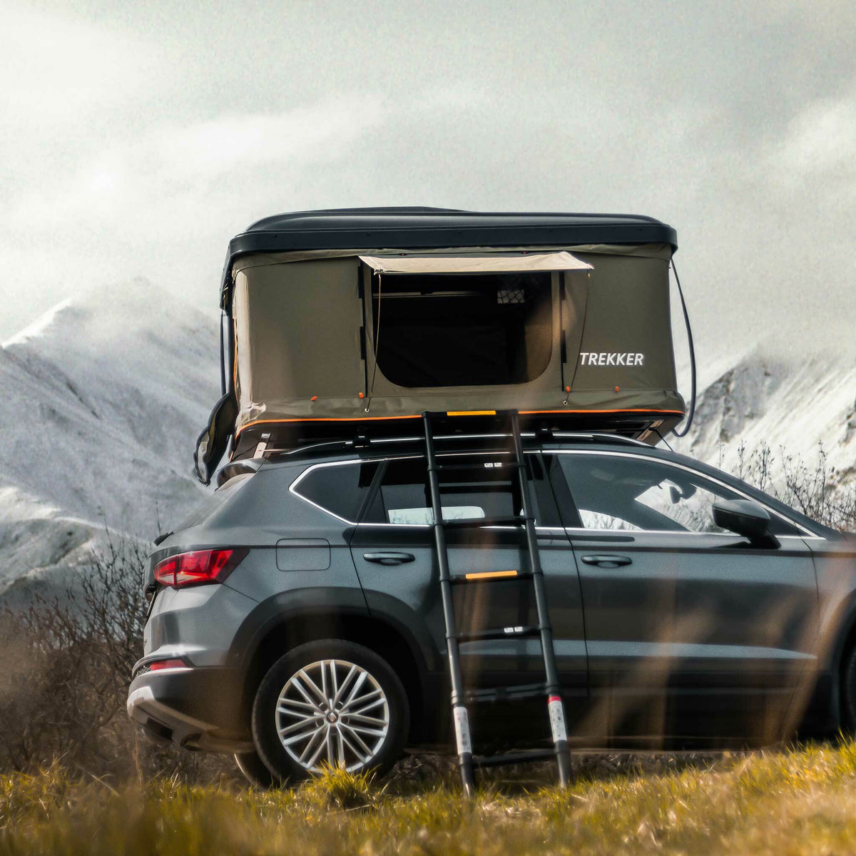 
              Trekker Rooftop tent Hut M, green