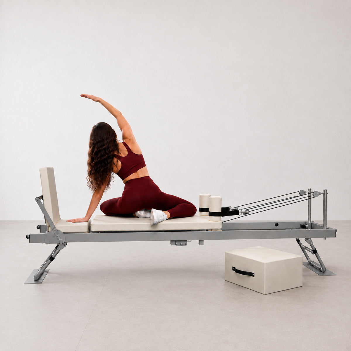 
              Nordcore Pilates Reformer-maskine, sammenklappelig, hvid