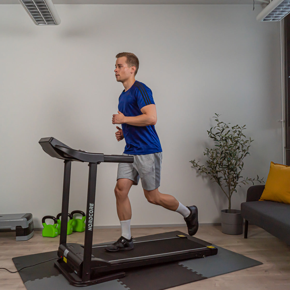 
              Nordcore Tapis Roulant Core 2000