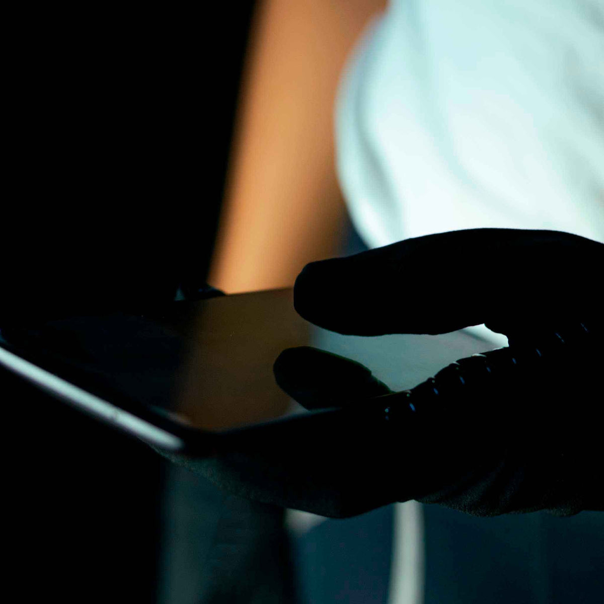 
              Eco Body Sports Gloves