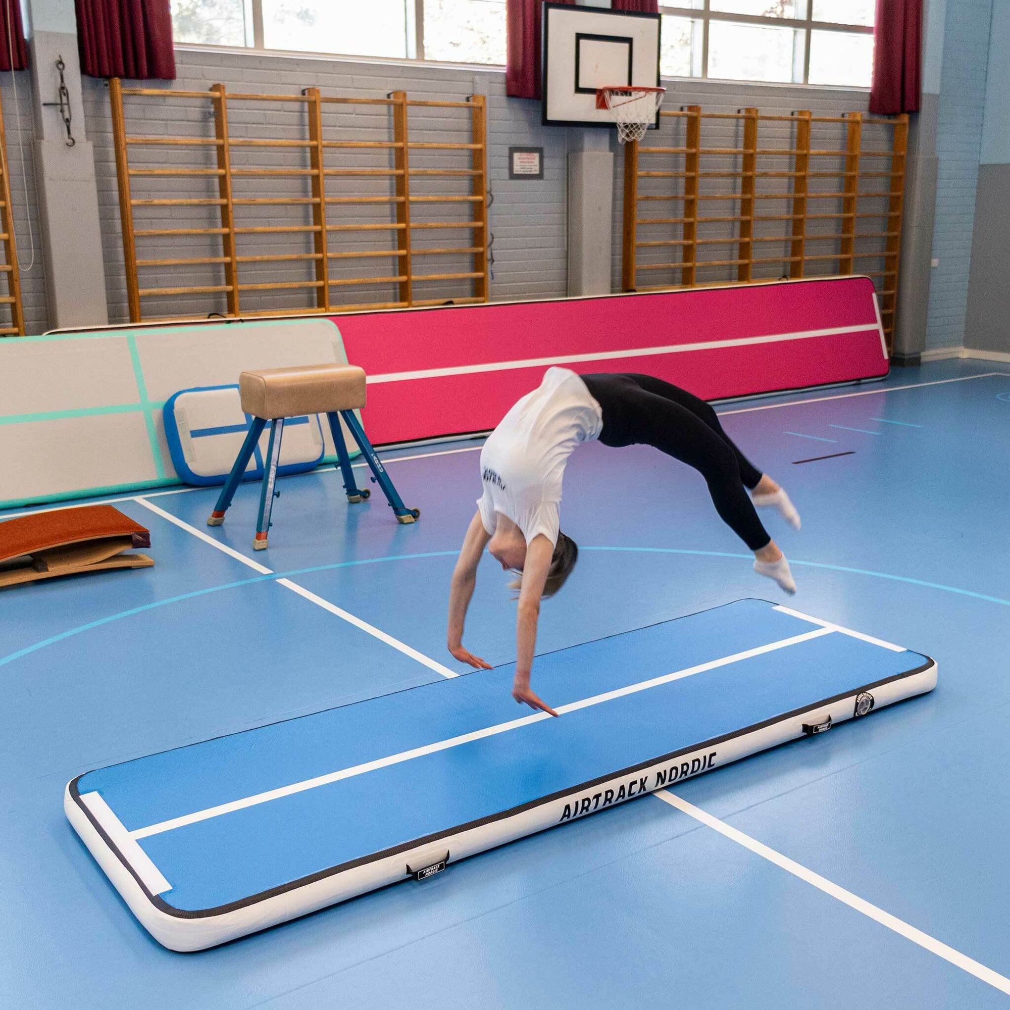 Air Track™ Pro Air Block Gymnastics Mat : : Sports & Outdoors